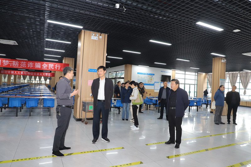 日出水了啊快点使劲动态图