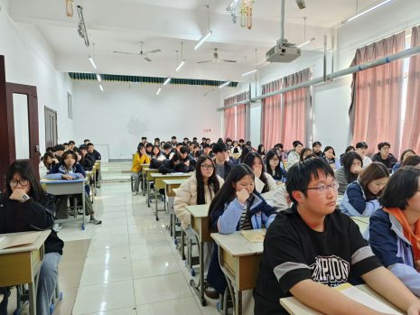 日出水了啊快点使劲动态图