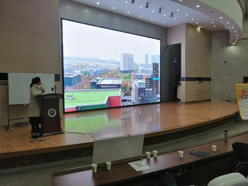 日出水了啊快点使劲动态图