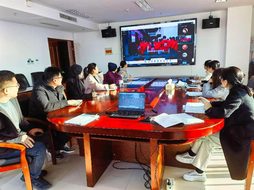 日出水了啊快点使劲动态图