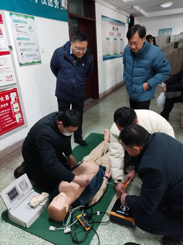 日出水了啊快点使劲动态图