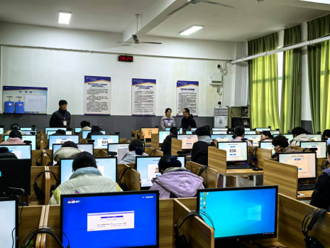 日出水了啊快点使劲动态图