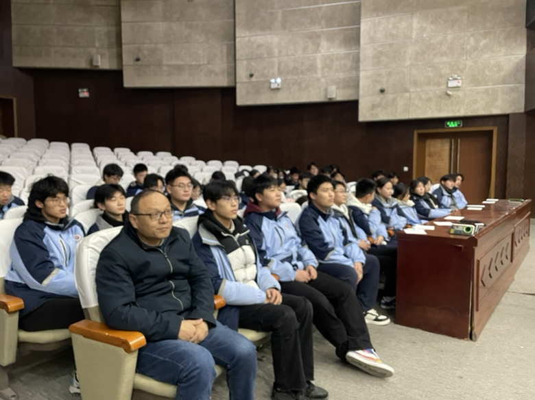 日出水了啊快点使劲动态图