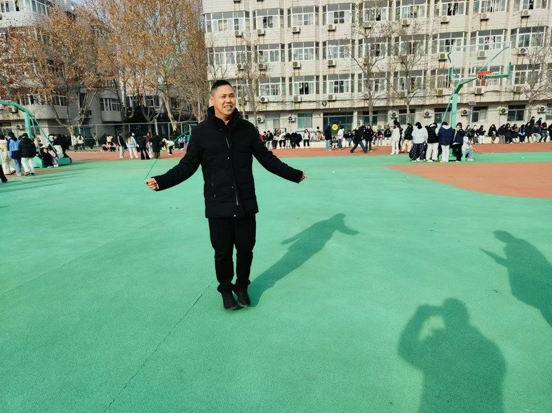 日出水了啊快点使劲动态图