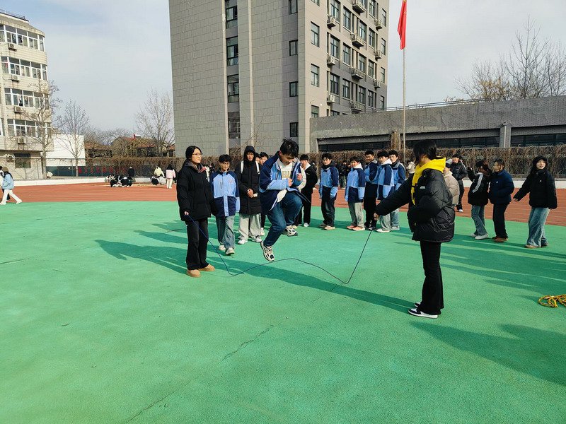 日出水了啊快点使劲动态图