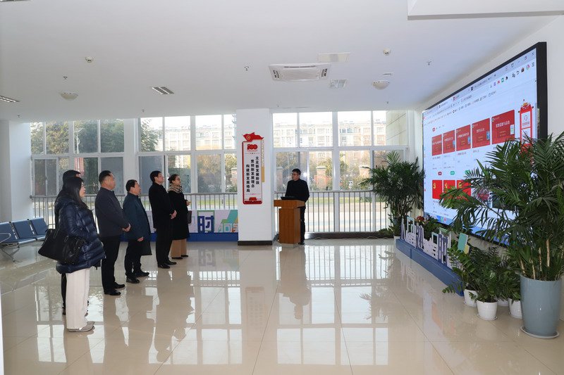 日出水了啊快点使劲动态图