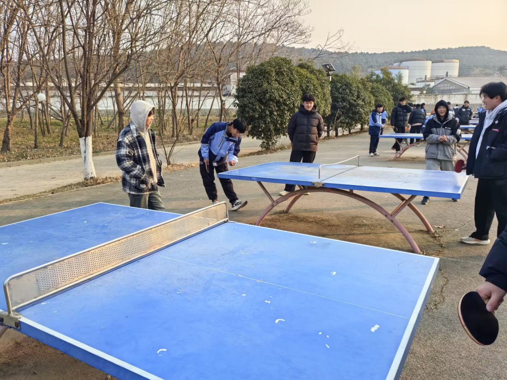 日出水了啊快点使劲动态图