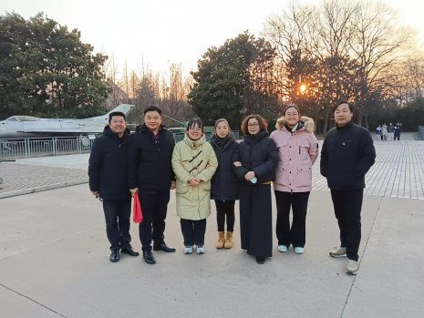 日出水了啊快点使劲动态图