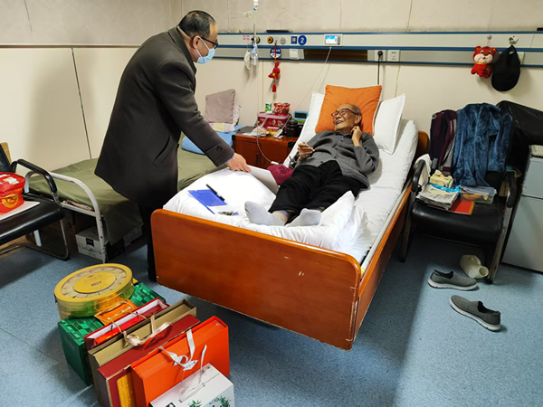 日出水了啊快点使劲动态图