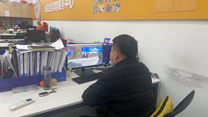 日出水了啊快点使劲动态图