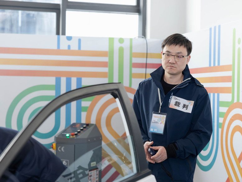 日出水了啊快点使劲动态图