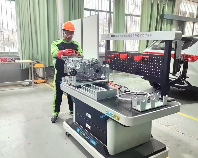 日出水了啊快点使劲动态图