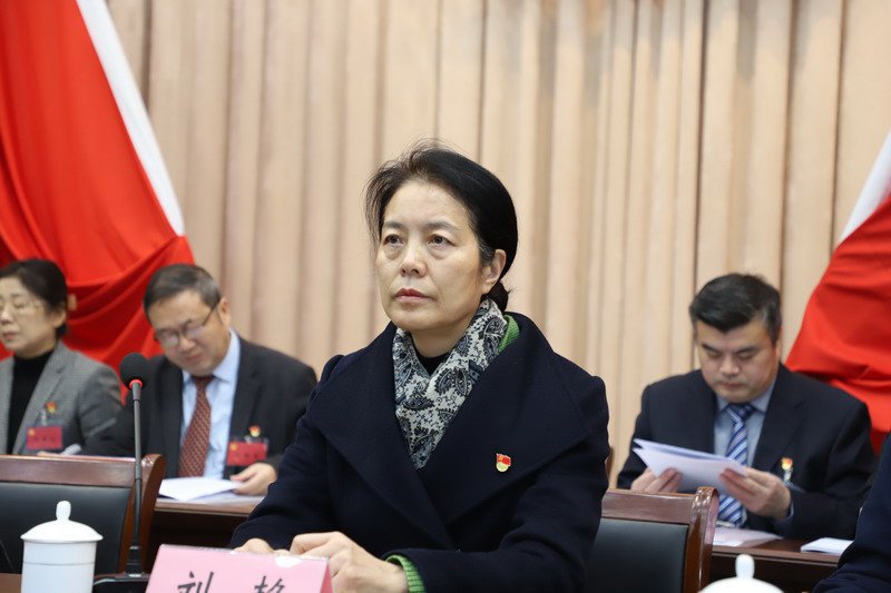 日出水了啊快点使劲动态图