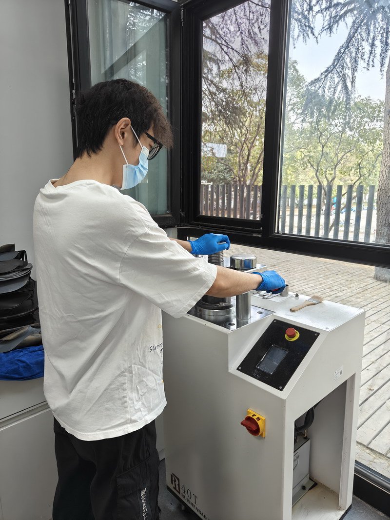 日出水了啊快点使劲动态图