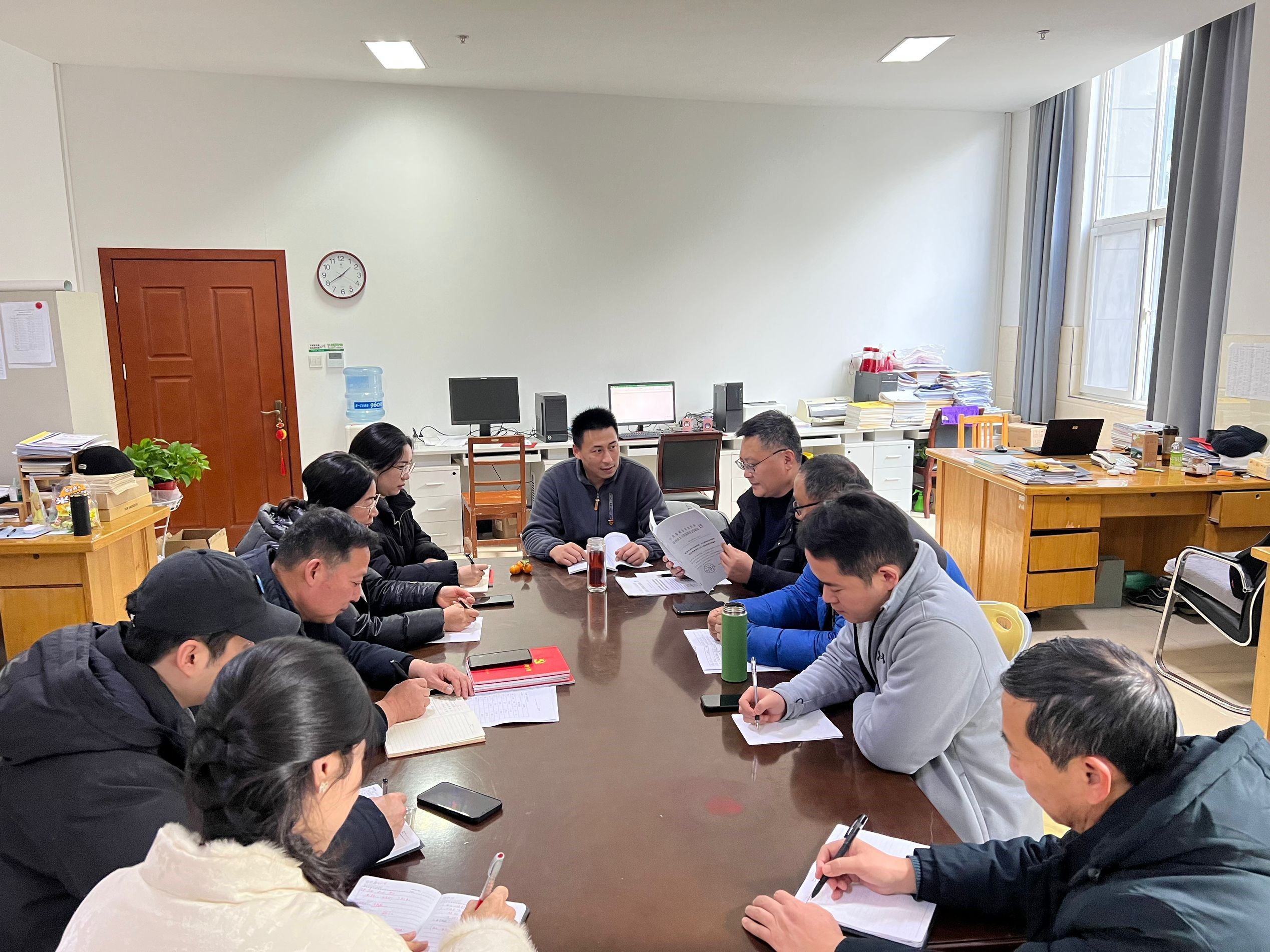 日出水了啊快点使劲动态图