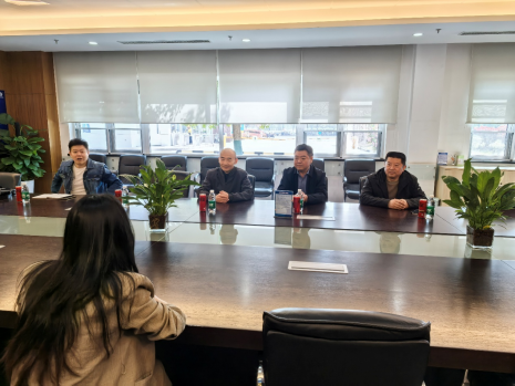 日出水了啊快点使劲动态图