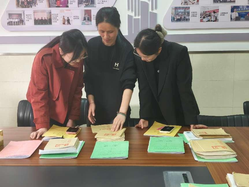 日出水了啊快点使劲动态图