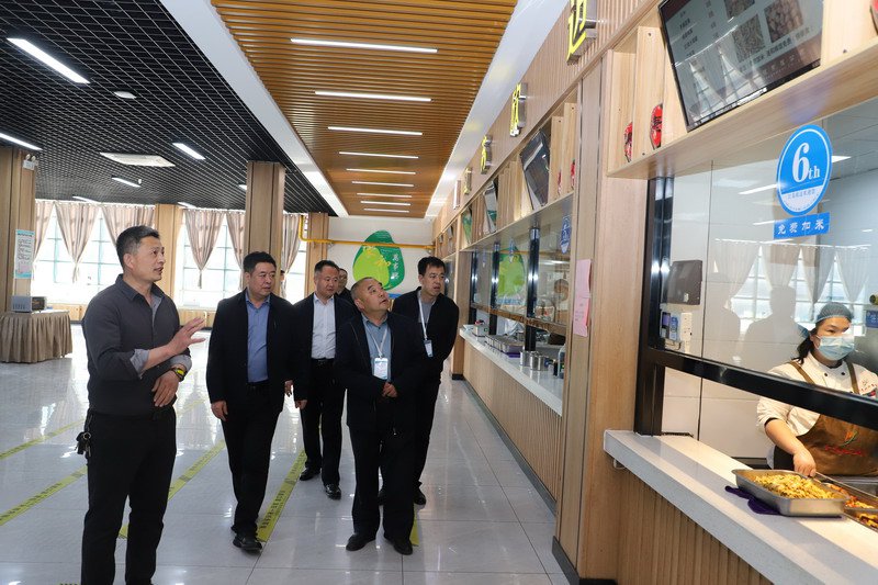 日出水了啊快点使劲动态图