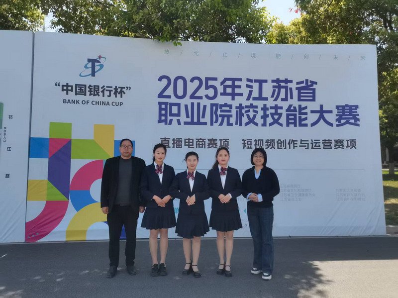 日出水了啊快点使劲动态图