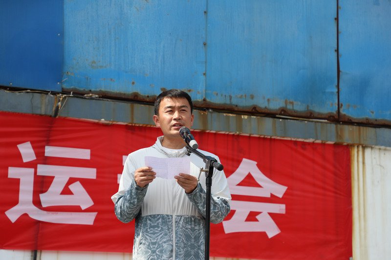 日出水了啊快点使劲动态图