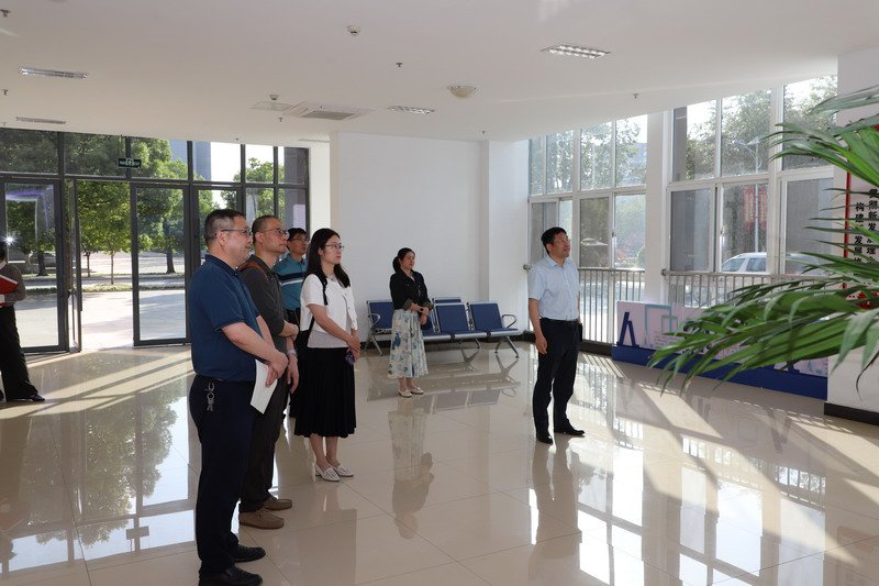 日出水了啊快点使劲动态图