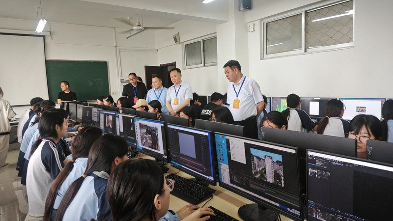 日出水了啊快点使劲动态图