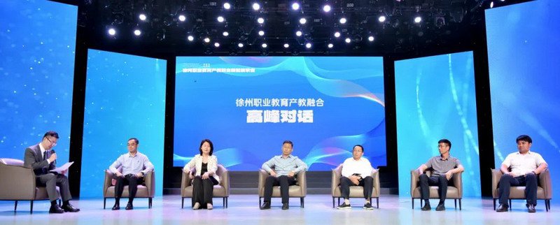 日出水了啊快点使劲动态图