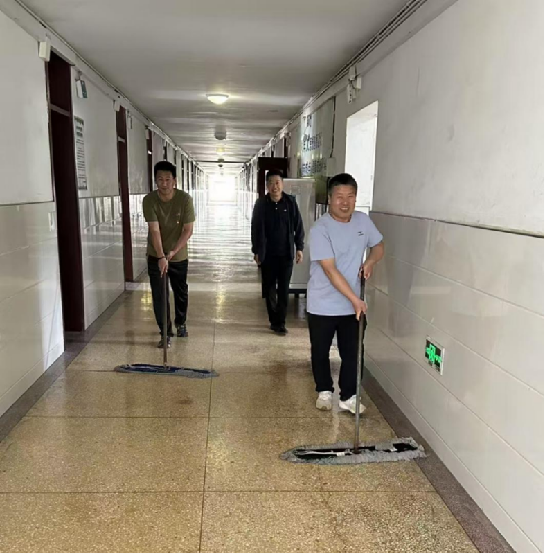 日出水了啊快点使劲动态图