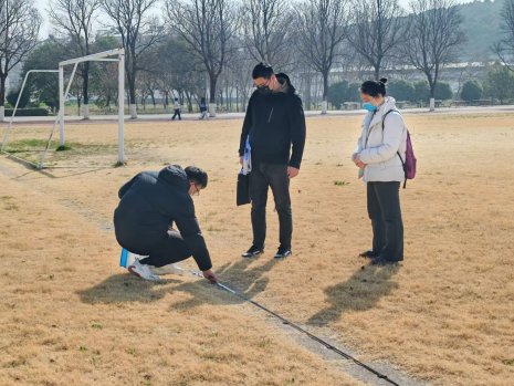 日出水了啊快点使劲动态图