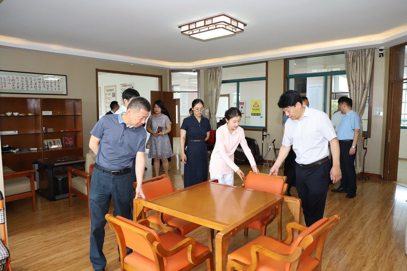 日出水了啊快点使劲动态图