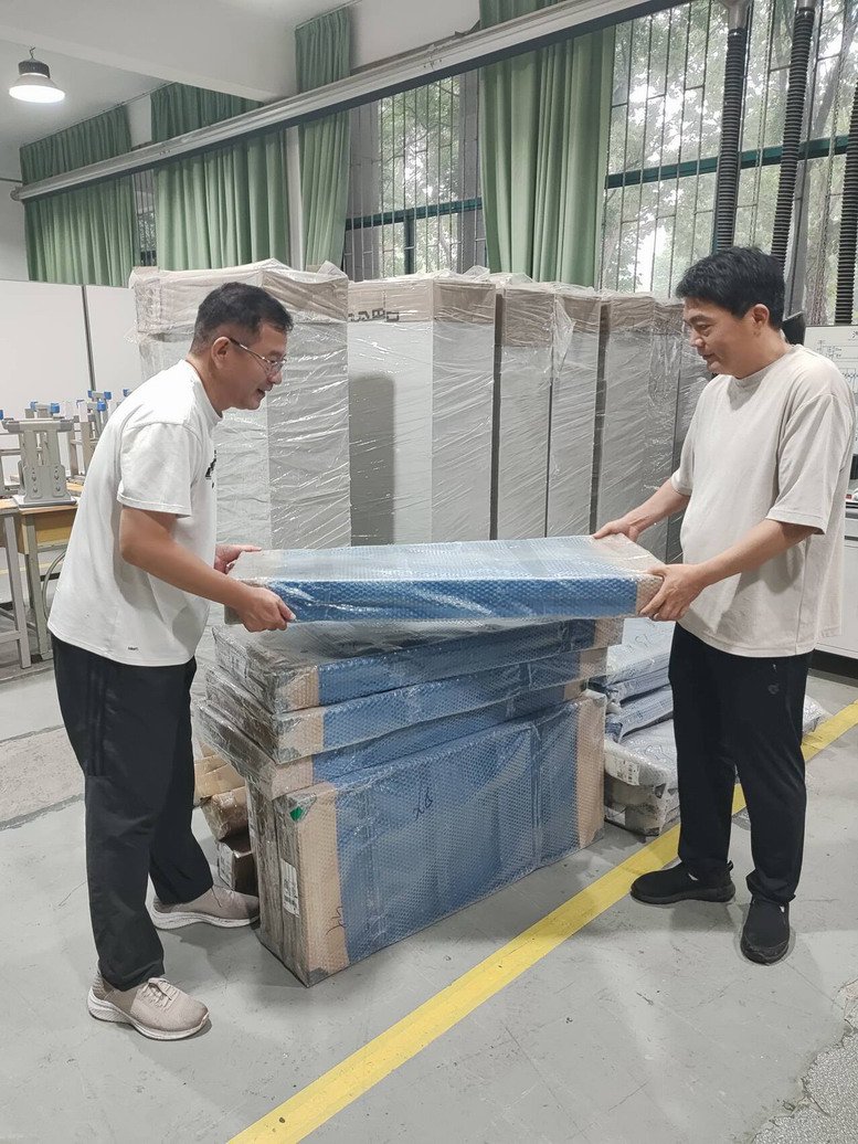 日出水了啊快点使劲动态图