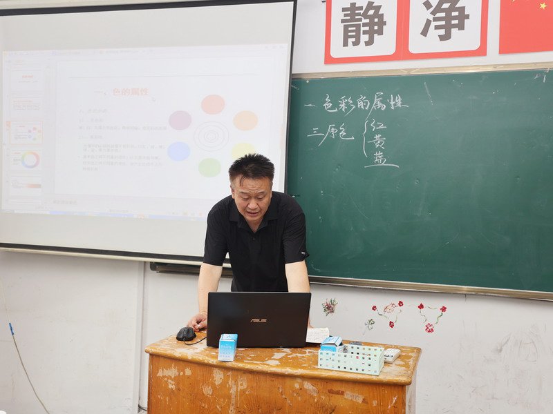 日出水了啊快点使劲动态图