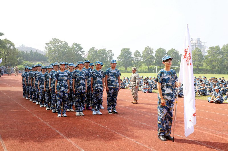 日出水了啊快点使劲动态图