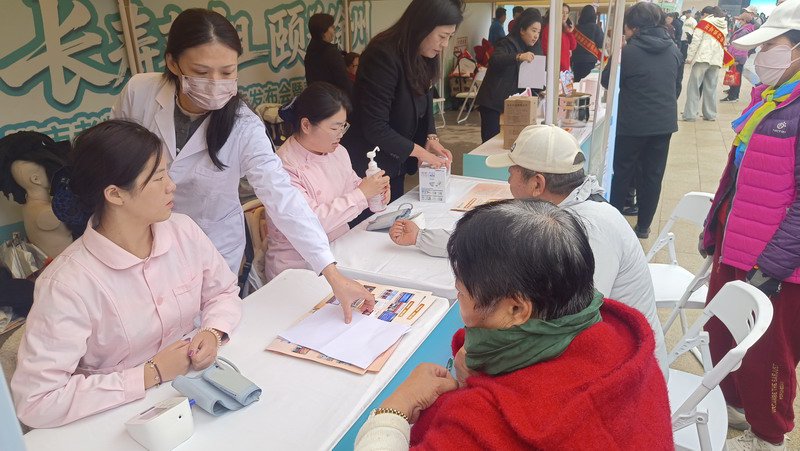 日出水了啊快点使劲动态图