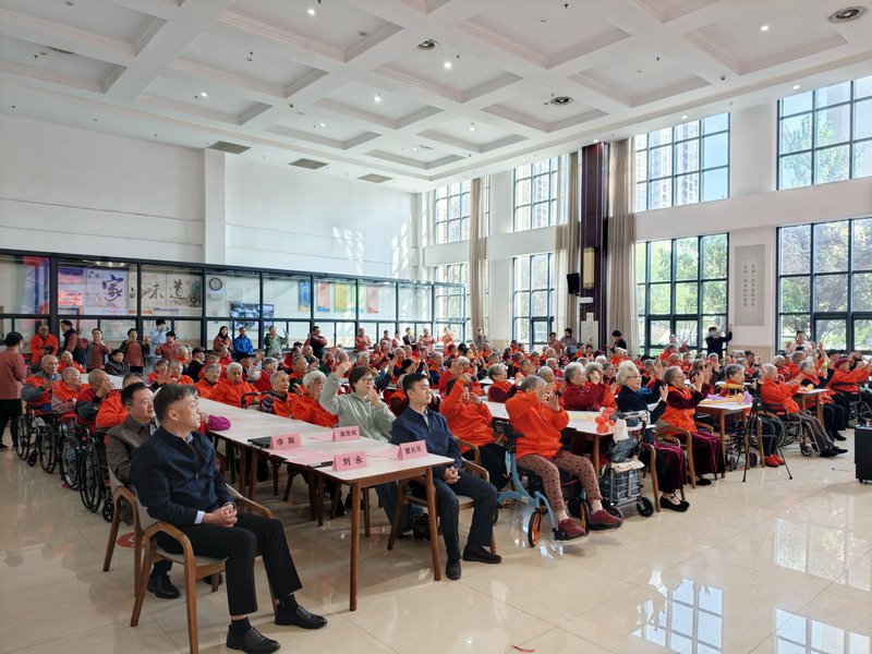 日出水了啊快点使劲动态图