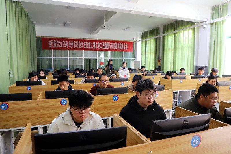 日出水了啊快点使劲动态图