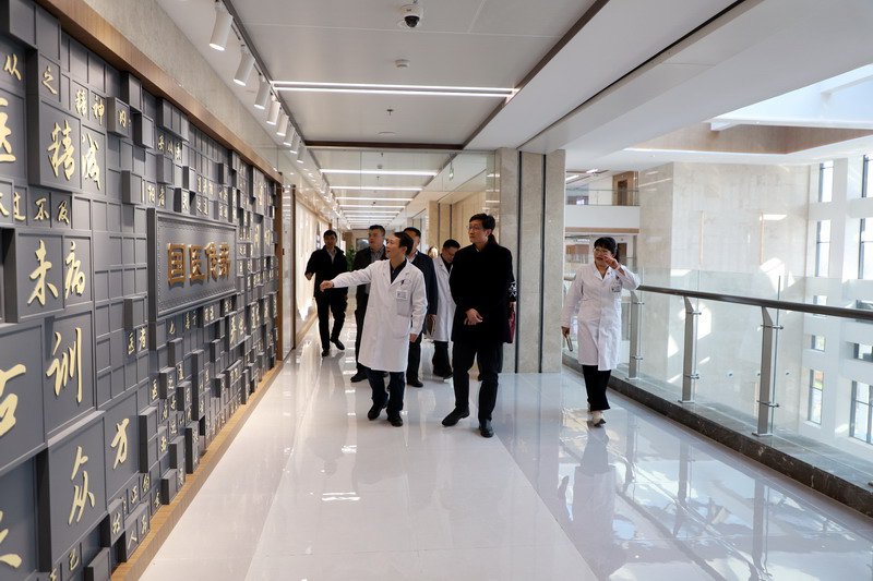 日出水了啊快点使劲动态图