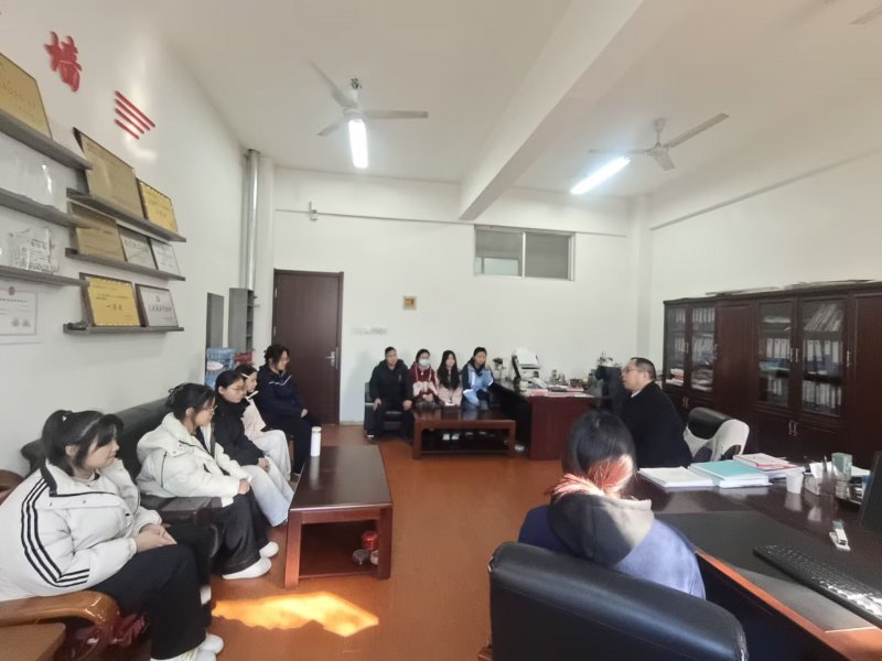 日出水了啊快点使劲动态图