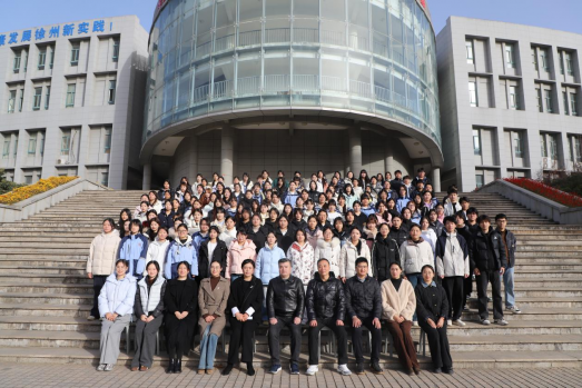 日出水了啊快点使劲动态图