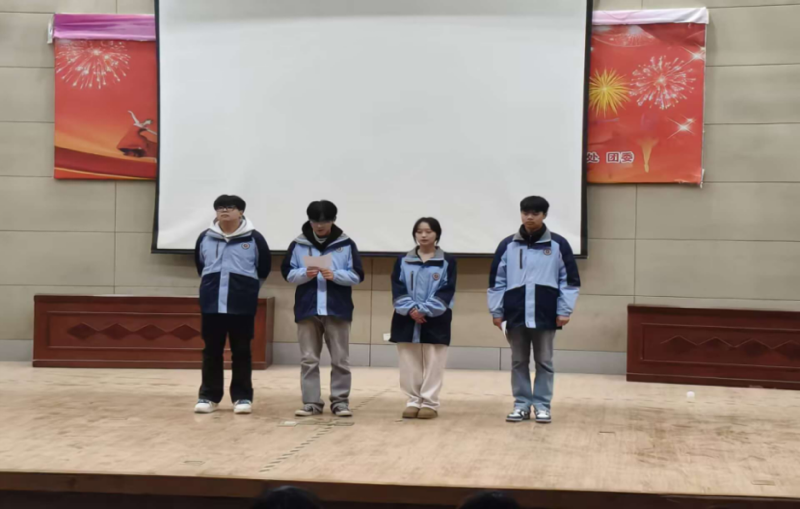 日出水了啊快点使劲动态图