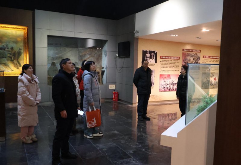 日出水了啊快点使劲动态图