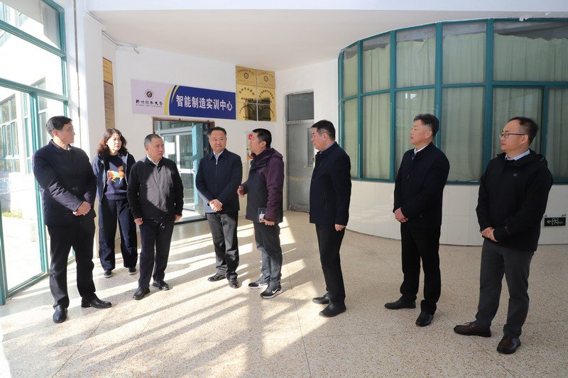 日出水了啊快点使劲动态图