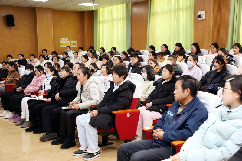 日出水了啊快点使劲动态图