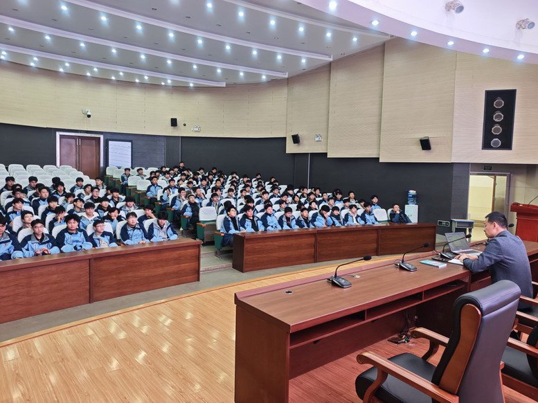 日出水了啊快点使劲动态图