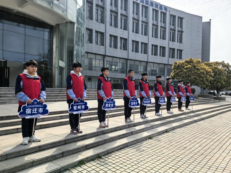 日出水了啊快点使劲动态图