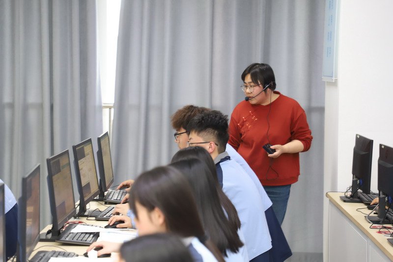 日出水了啊快点使劲动态图