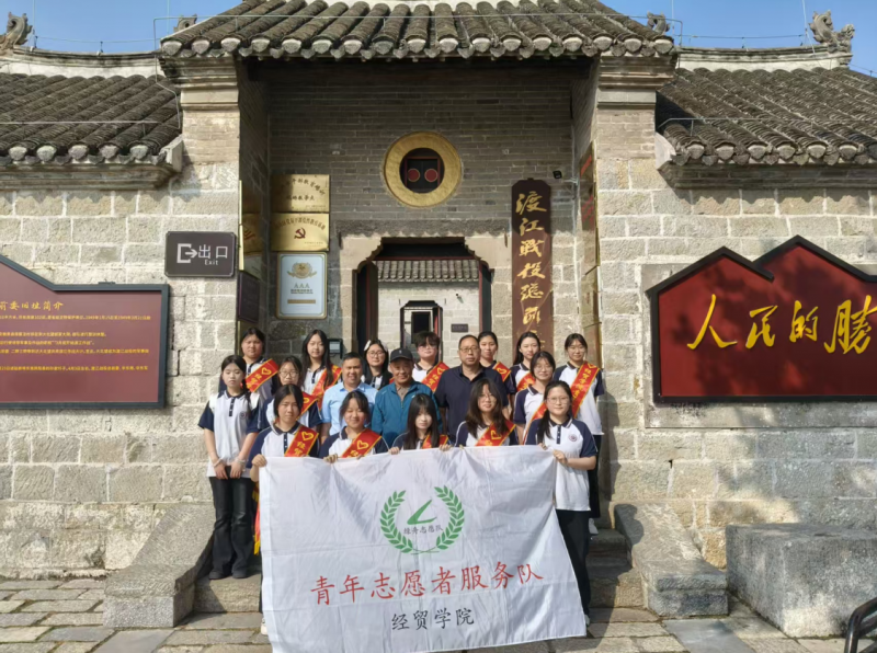 日出水了啊快点使劲动态图