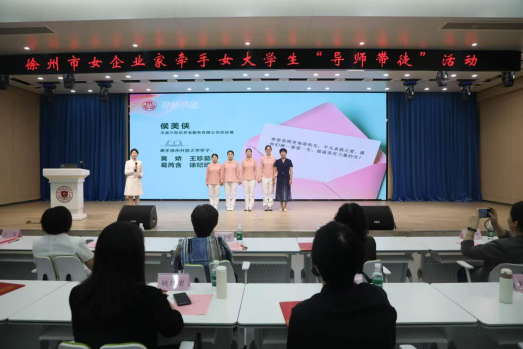 日出水了啊快点使劲动态图