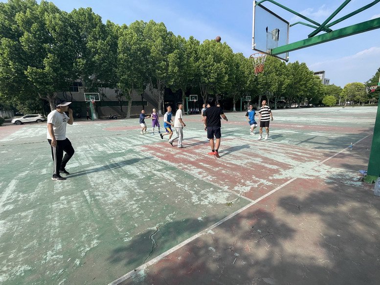 日出水了啊快点使劲动态图